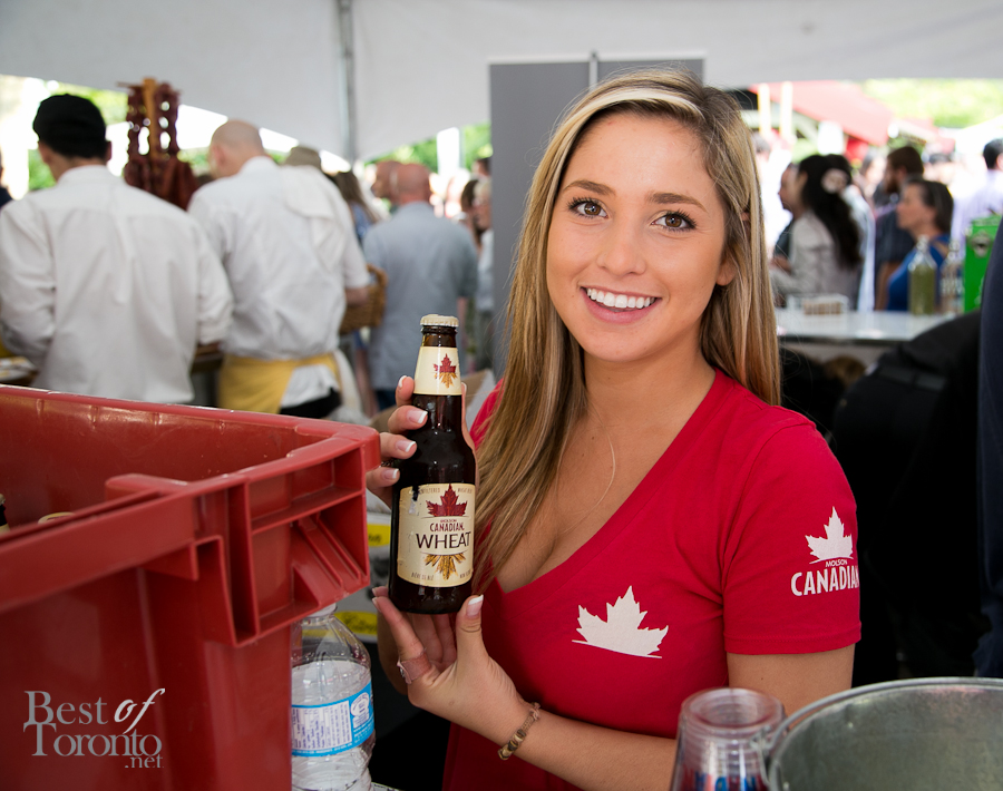 A ridiculously photogenic Molson beer girl