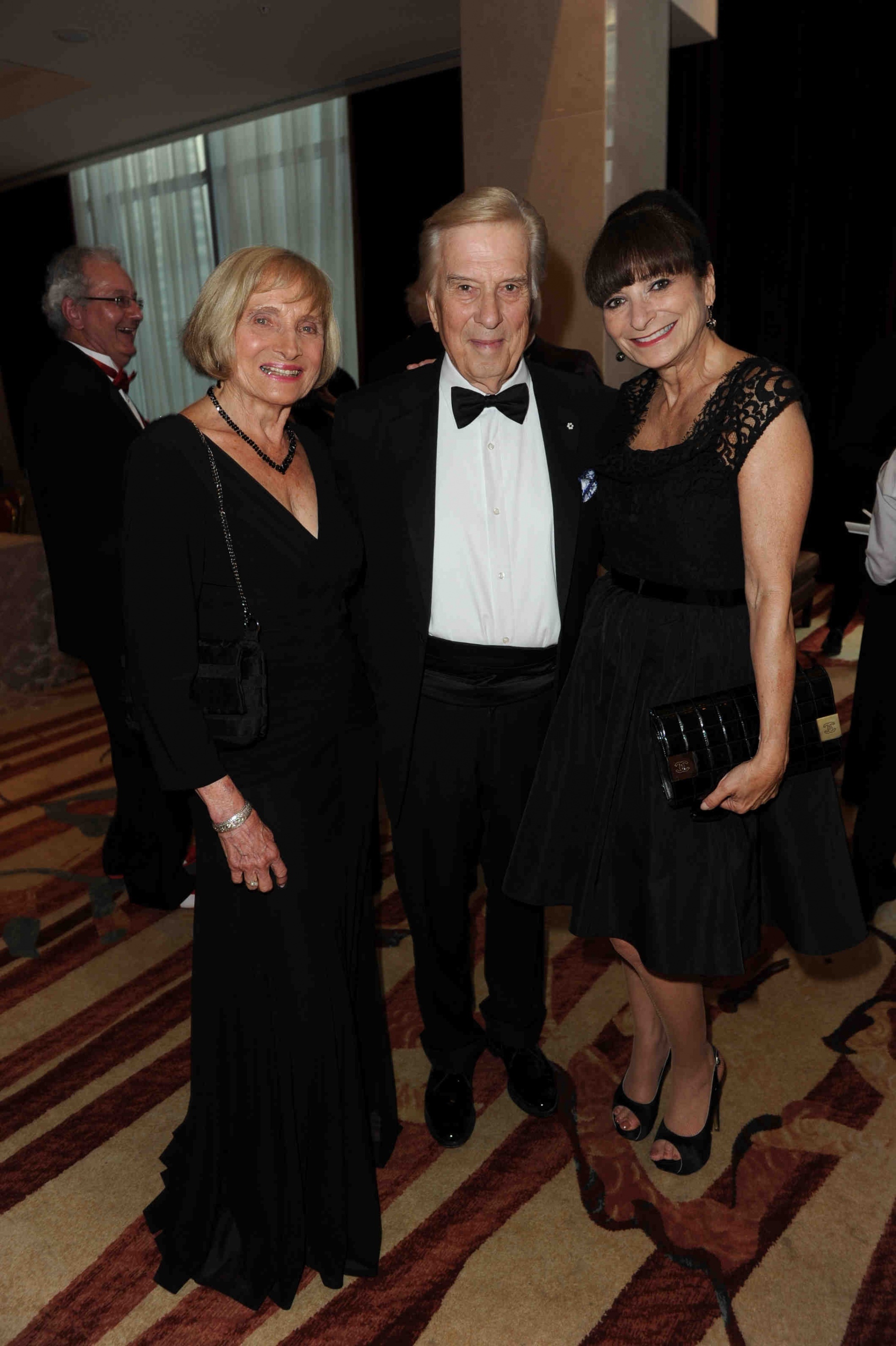 Nancy and Lloyd Robertson, Jeanne Beker | Photo: Tom Sandler