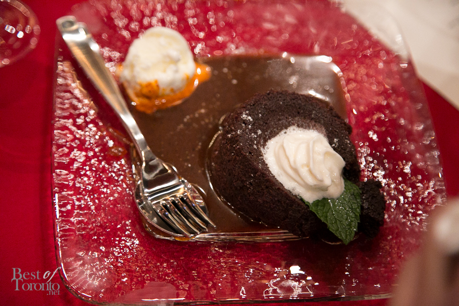 Molten chocolate lava cake