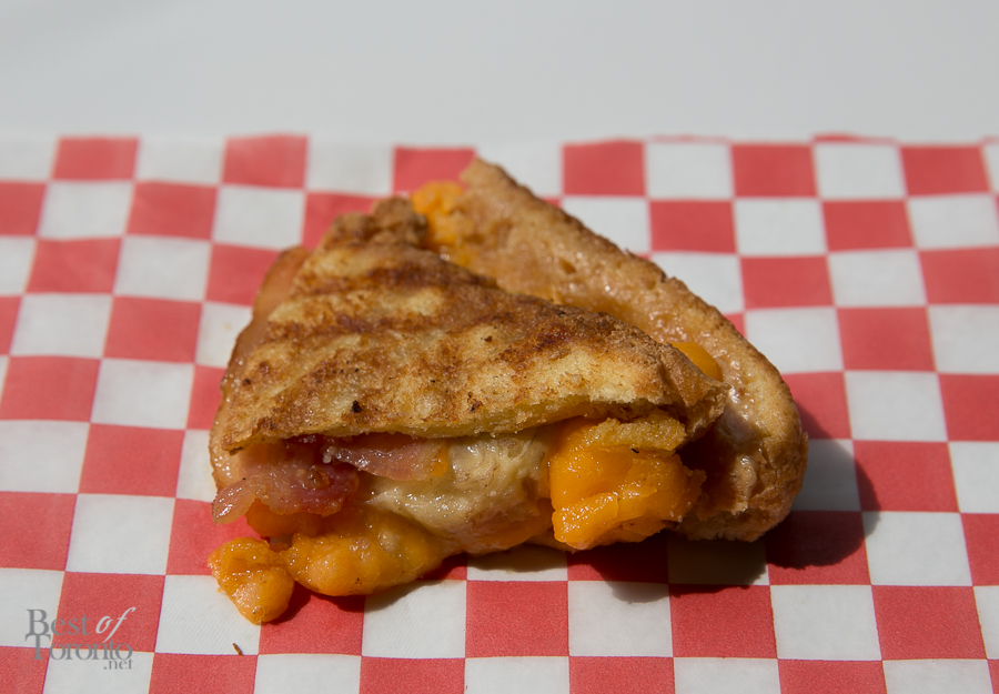"Elvis Grilled Cheese" including ooey gooey cheddar cheese (of course) as well as bacon, peanut butter and sliced bananas