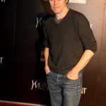 Willem Dafoe, wearing jeans at a gala because he can.