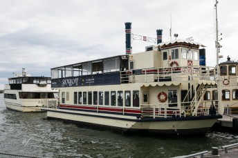 Mariposa's Showboat